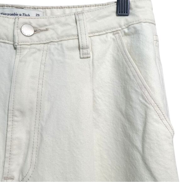 Abercrombie & Fitch Cream High Rise The Loose Fit Curve Love Jean Size 8 - Picture 5 of 7